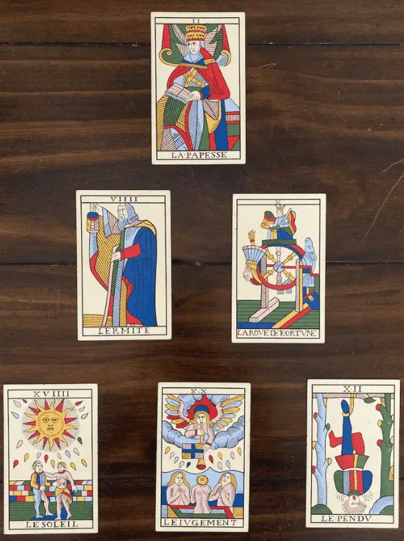 tirage pyramide tarot 