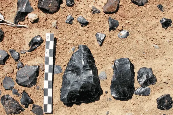 Paléolithique premiers outils obsidienne Kenya
