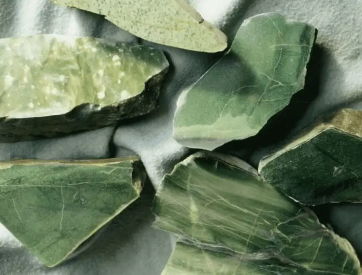 haches alpines cultures megalithiques jade 
