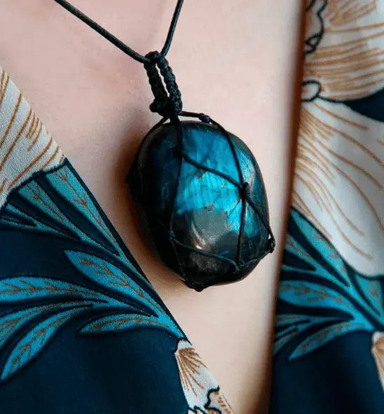 labradorite portée en bijou