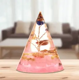 pyramide quartz rose méditation